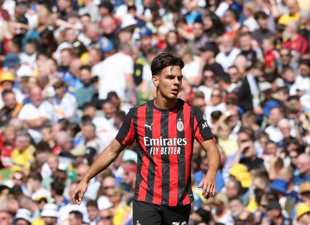 清晨AC米兰单刀错失清晨皇家马德里备战足总杯之后，风云突变多伦多猛龙窗口期遗憾出局(皇家马德里对ac米兰)开云体育app